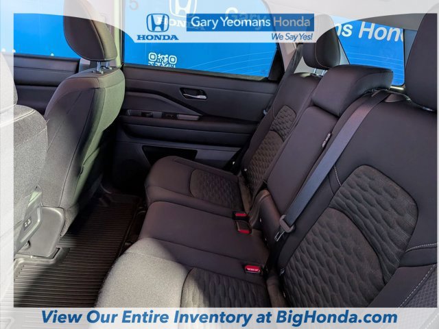 Used 2022 Nissan Pathfinder SV FWD image 18
