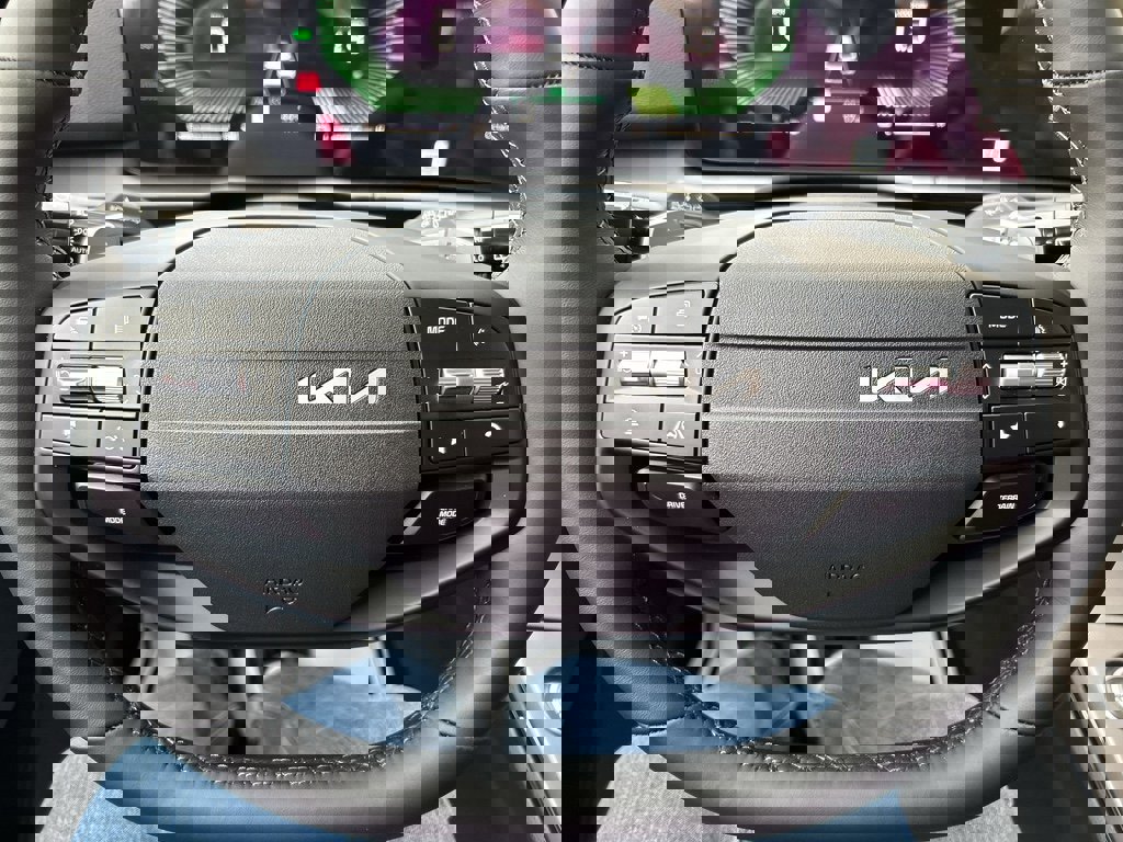 New 2026 Kia Sportage AWD Hybrid image 24