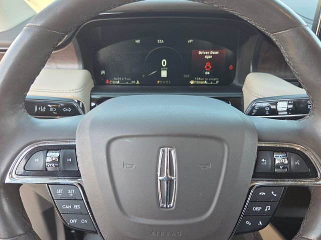 Used 2022 Lincoln Nautilus Reserve w/ Luxury Package image 21