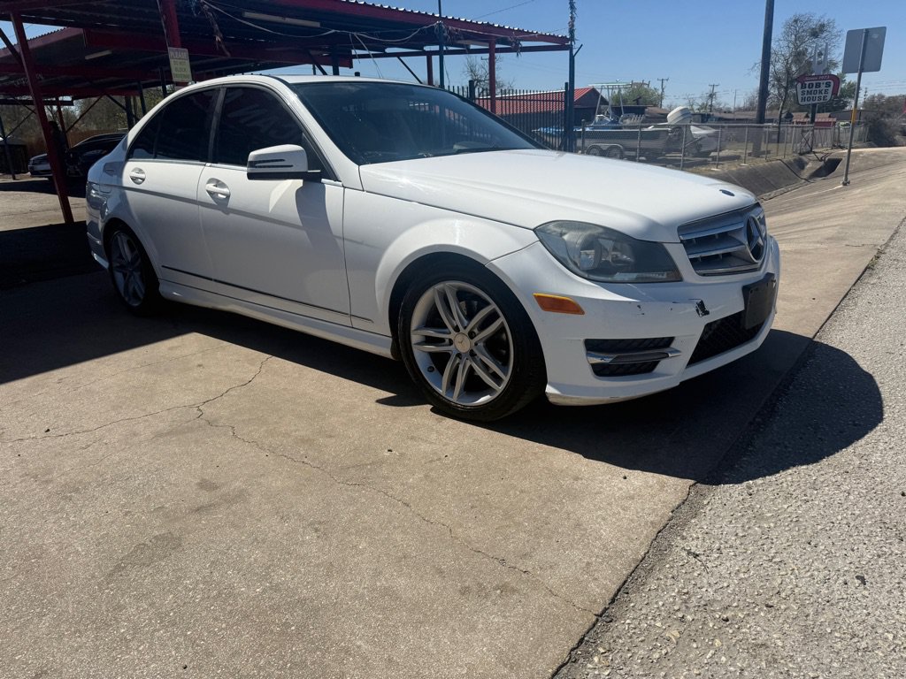 Used 2013 Mercedes-Benz C 250 C250 w/ Multimedia Pkg image 9