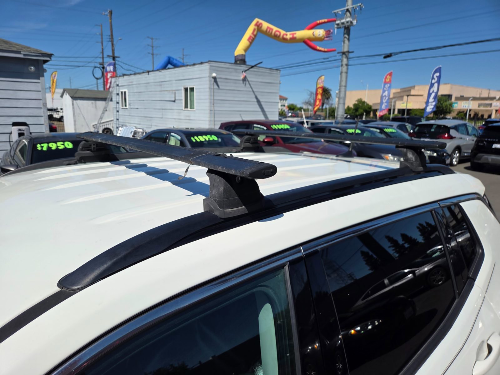 Used 2017 Jeep Compass Latitude w/ Popular Equipment Group image 5