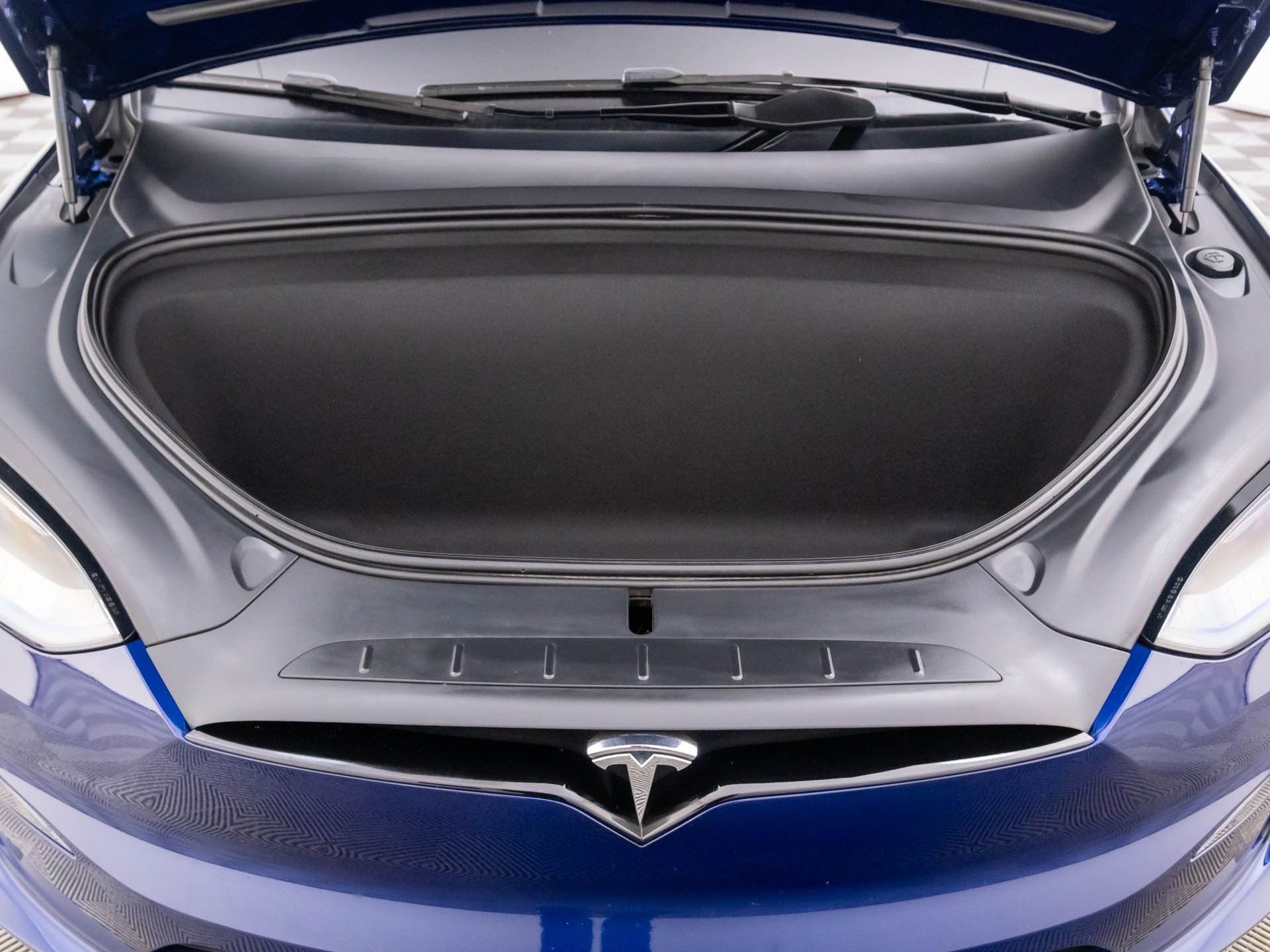 Used 2023 Tesla Model X Plaid image 24