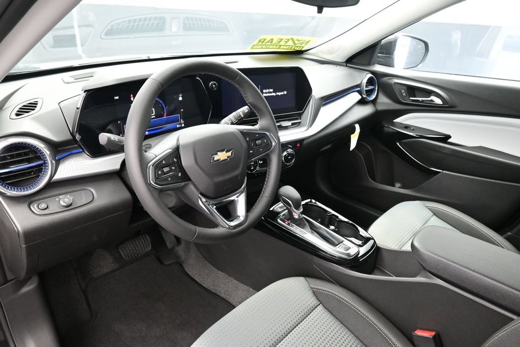 New 2026 Chevrolet Trax LT w/ Driver Confidence Package FWD image 15