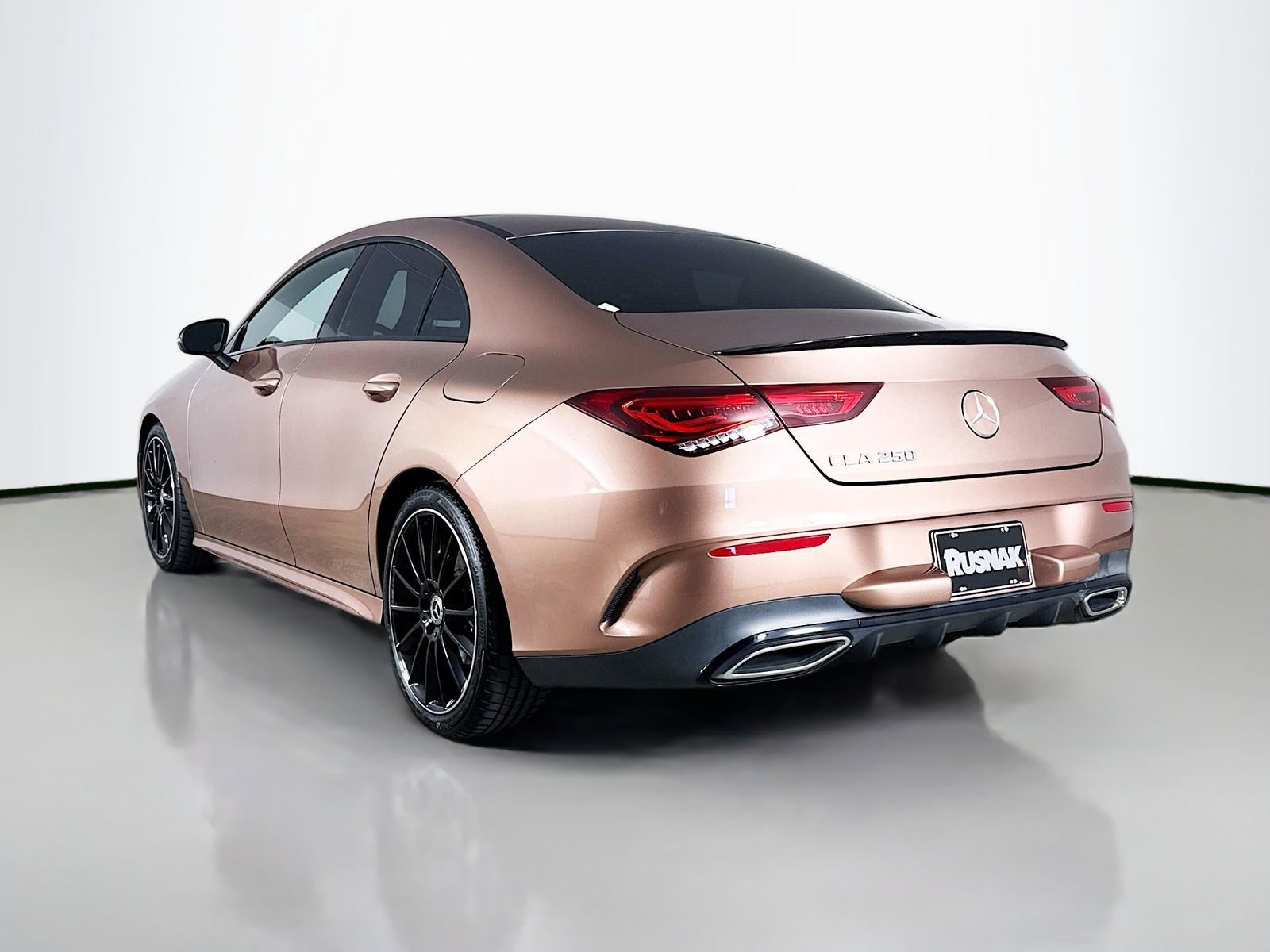 Used 2022 Mercedes-Benz CLA 250 image 5