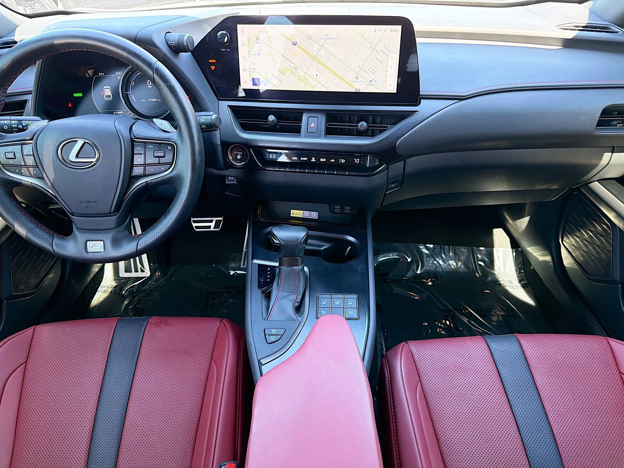 Used 2024 Lexus UX 250h F Sport image 19