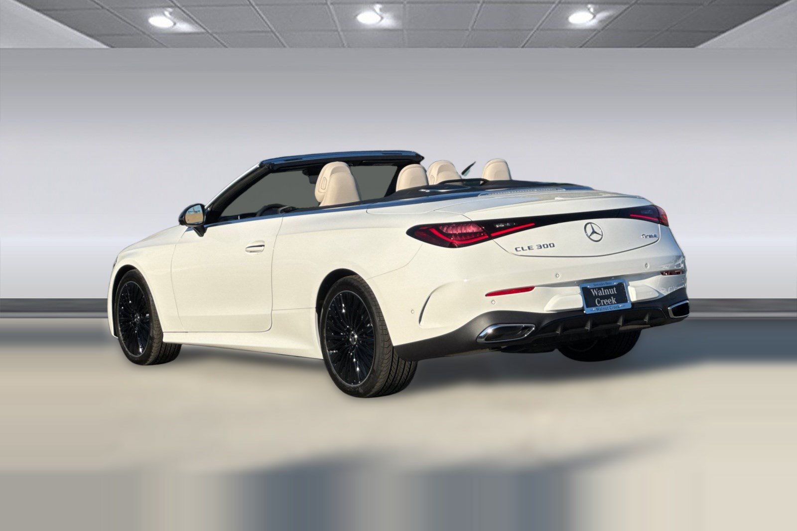 New 2027 Mercedes-Benz CLE 300 4MATIC Cabriolet image 3