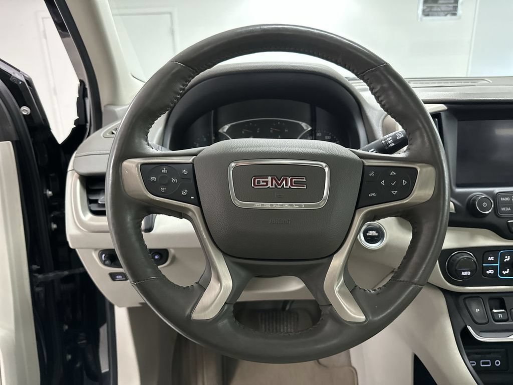 Used 2018 GMC Terrain Denali w/ Advanced Safety Package AWD/4WD image 16