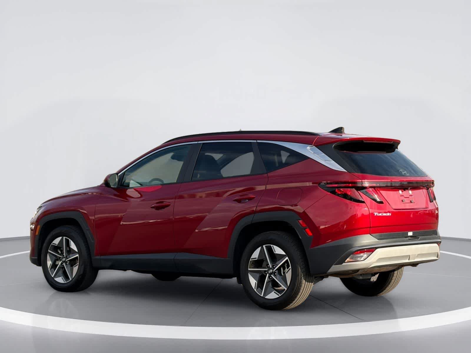 Used 2025 Hyundai Tucson SEL AWD/4WD image 3