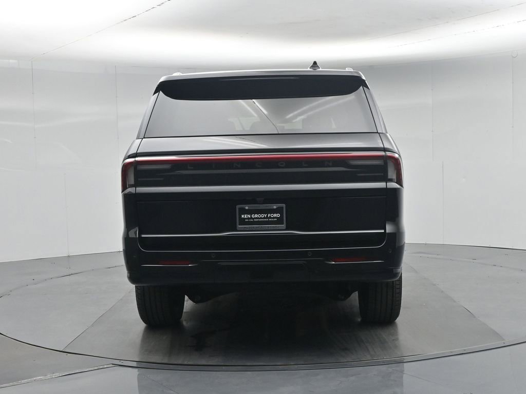 Used 2025 Lincoln Navigator Black Label image 30
