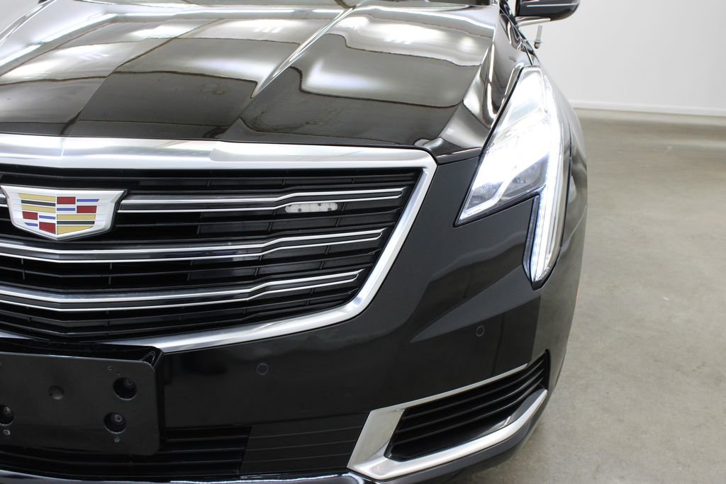 Used 2019 Cadillac XTS image 7