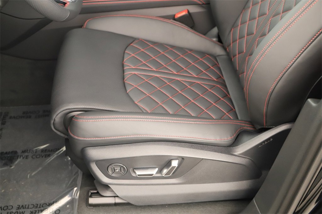 New 2026 Audi SQ7 Prestige image 25