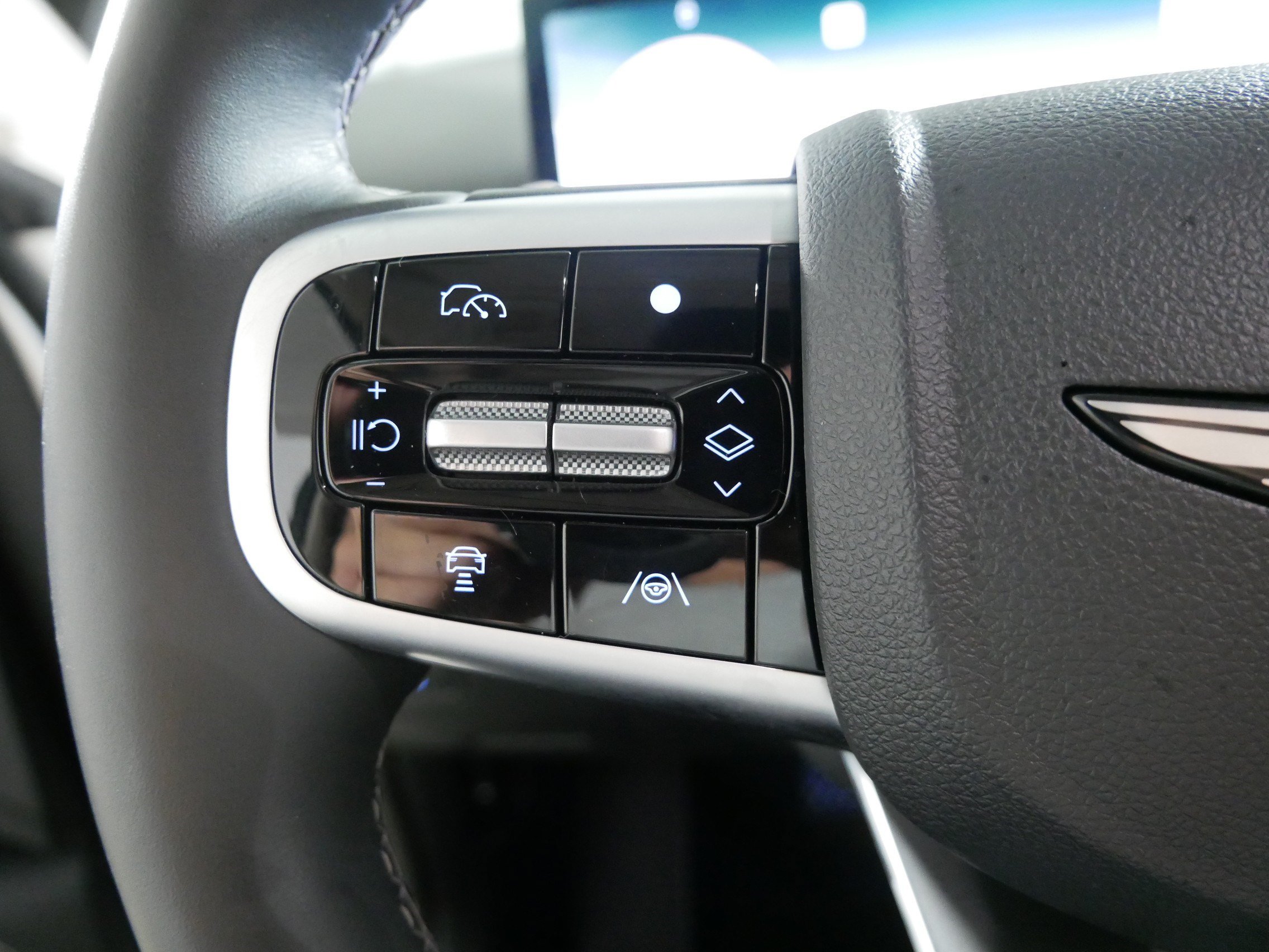 Certified 2026 Genesis GV70 2.5T Select AWD/4WD image 27
