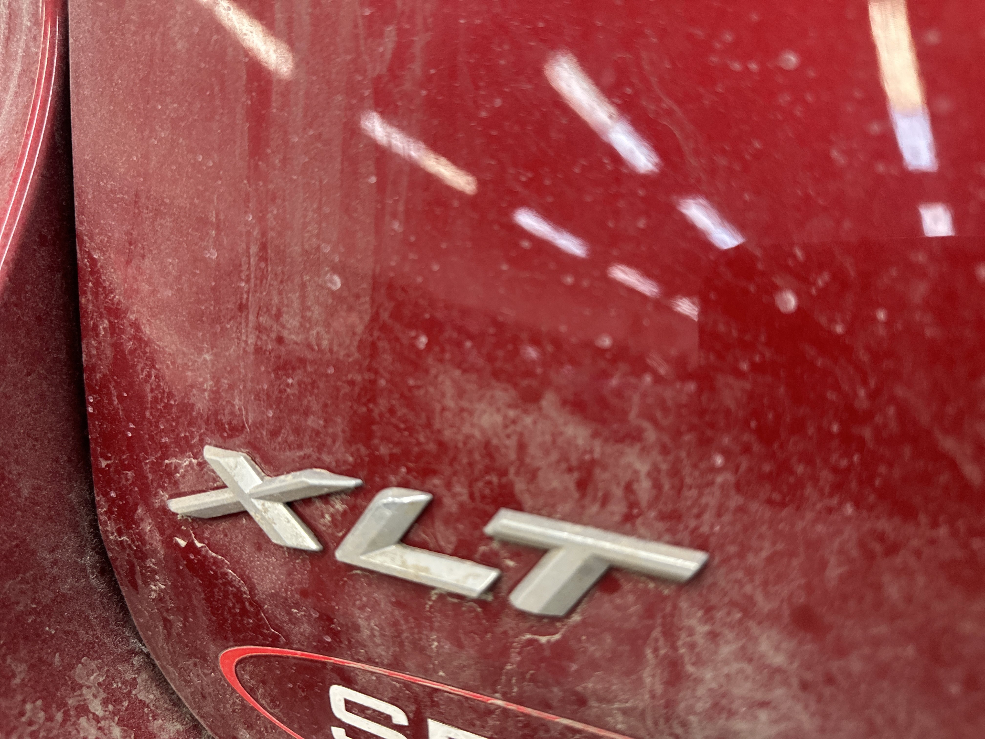 Used 2023 Ford Explorer XLT w/ Equipment Group 202A image 7