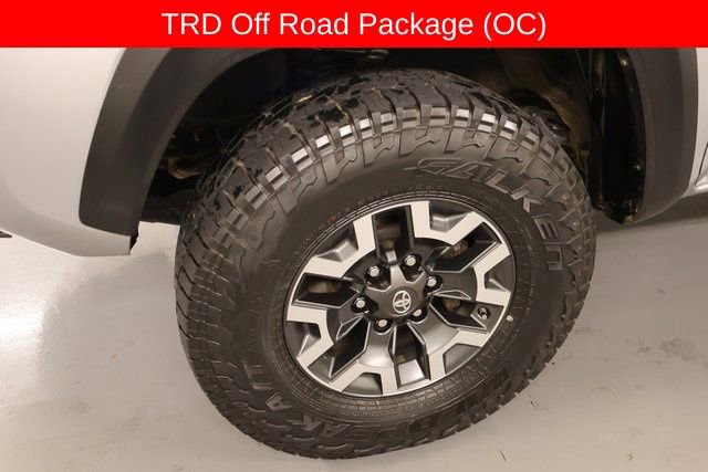Certified 2018 Toyota Tacoma TRD Off-Road image 9
