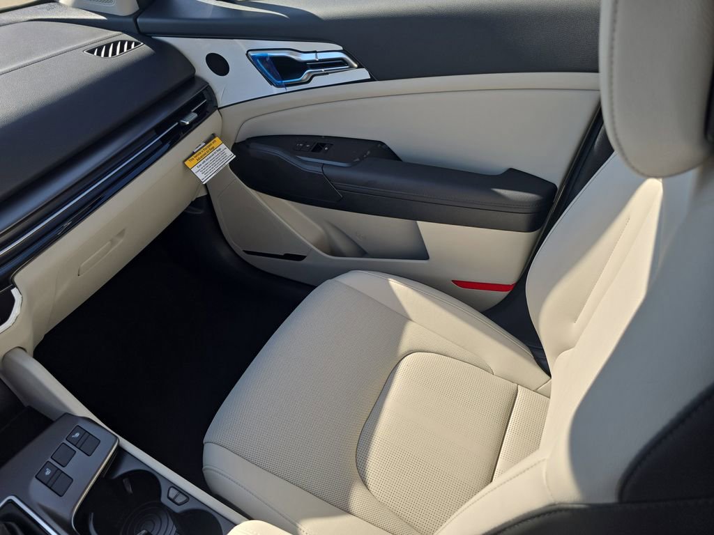 New 2026 Kia Sportage EX w/ EX Panorama Roof Package image 18