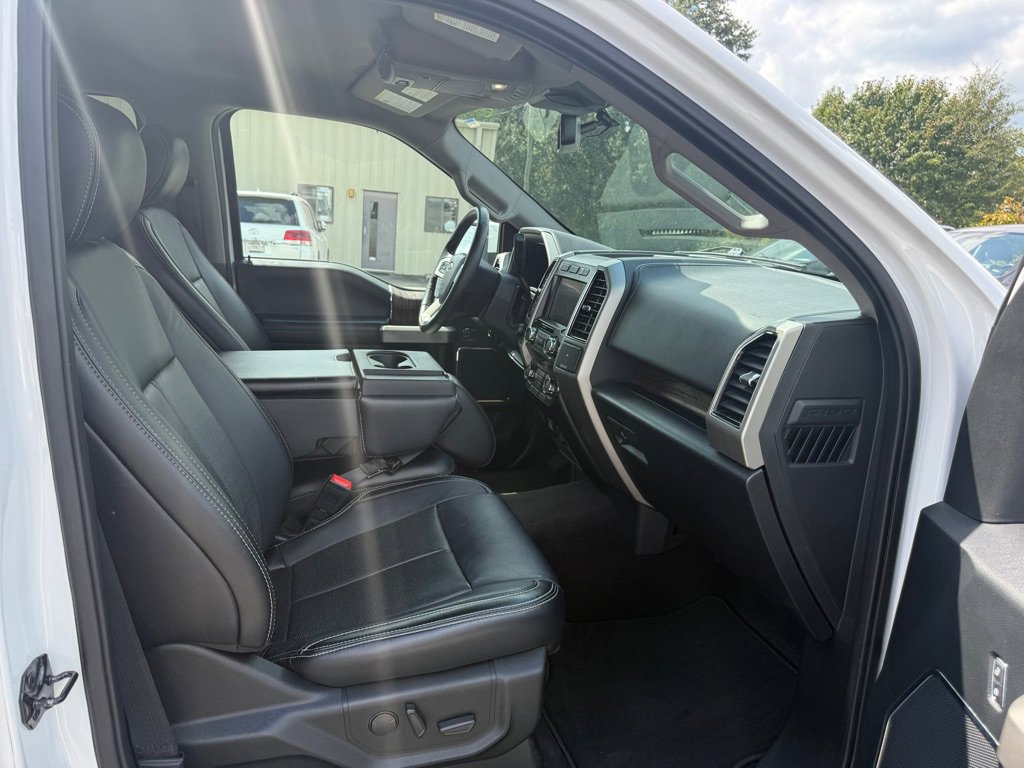 Used 2020 Ford F150 Lariat image 14