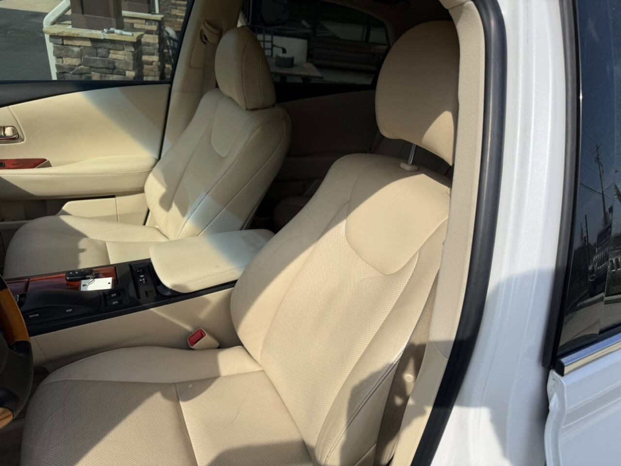 Used 2012 Lexus RX 350 AWD w/ Premium Pkg image 27