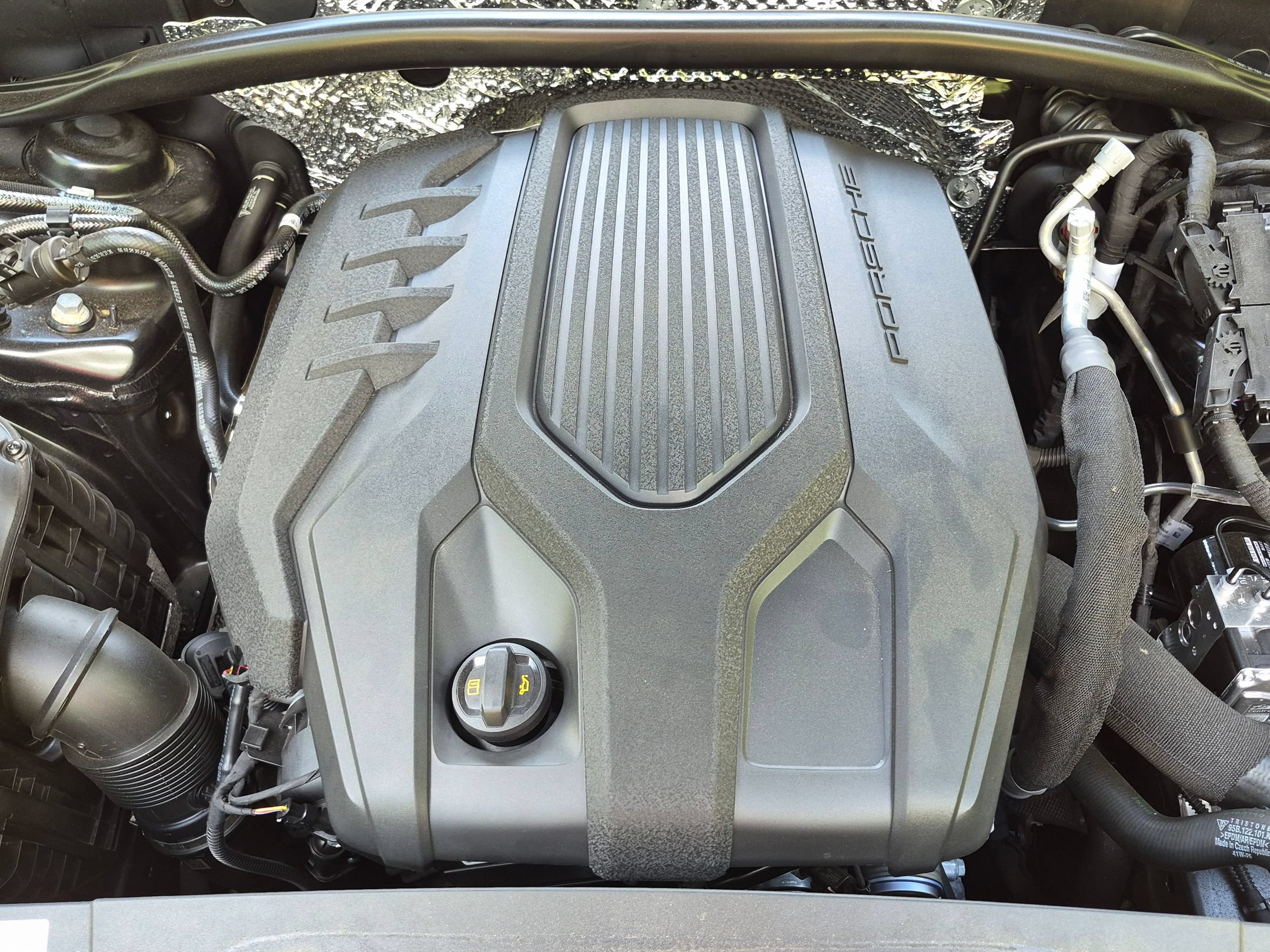 Certified 2026 Porsche Macan AWD/4WD image 35