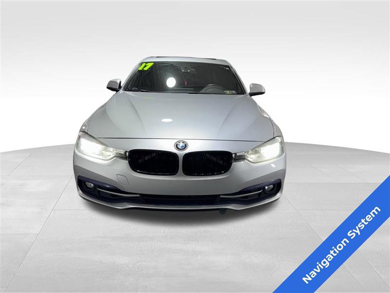 Used 2017 BMW 330i xDrive Sedan image 2