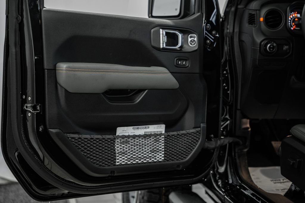 New 2026 Jeep Gladiator Mojave AWD/4WD image 38