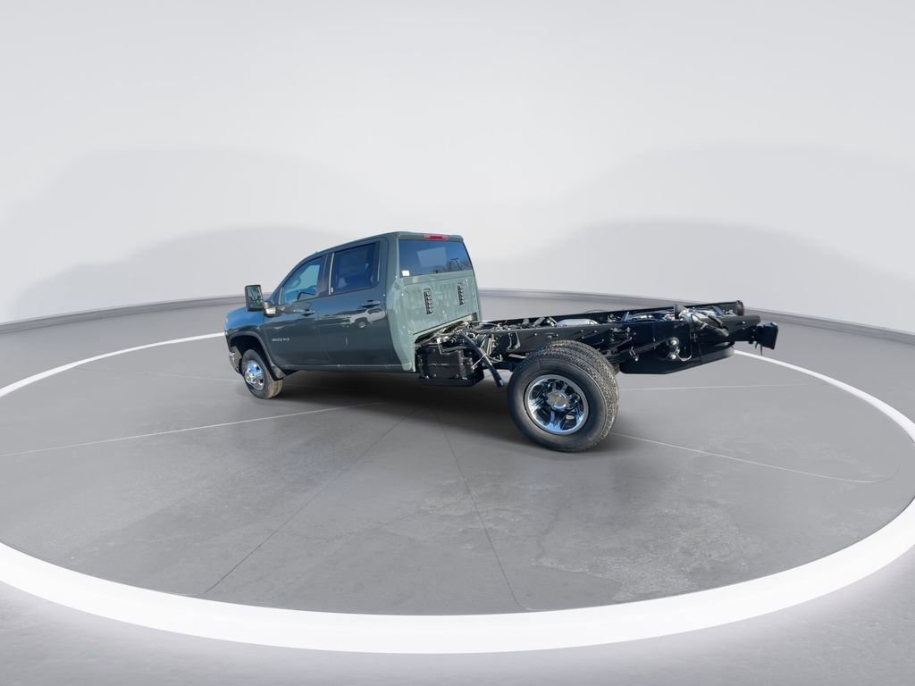New 2026 Chevrolet Silverado 3500 LT w/ Convenience Package image 6
