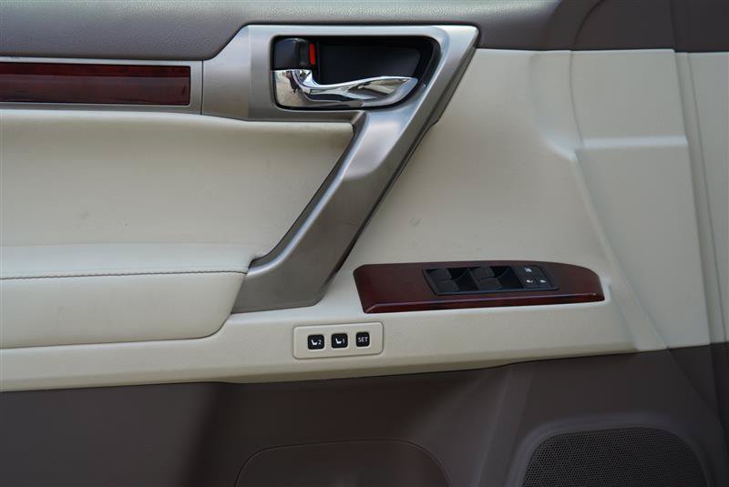 Used 2013 Lexus GX 460 Premium AWD/4WD image 41