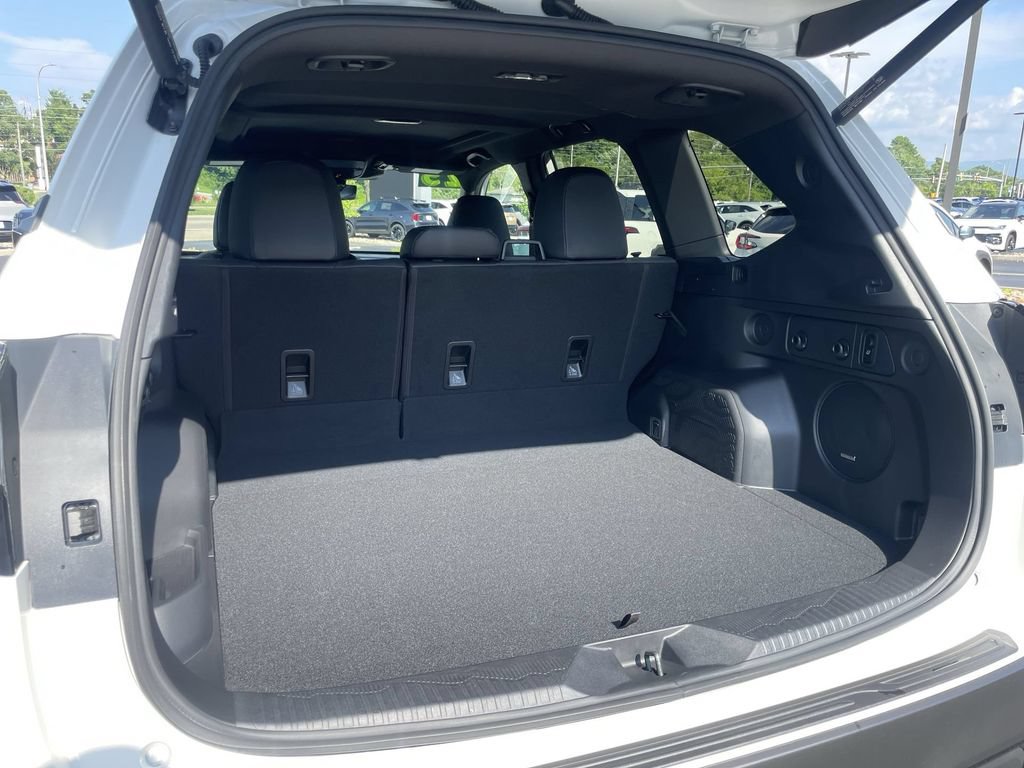 Used 2025 Subaru Forester Touring w/ Protection Package (1PH) AWD/4WD image 39