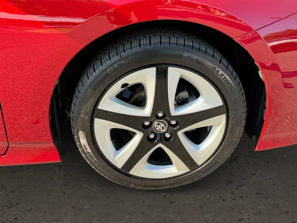 Used 2017 Toyota Prius Four Touring w/ Premium Convenience Package FWD image 26