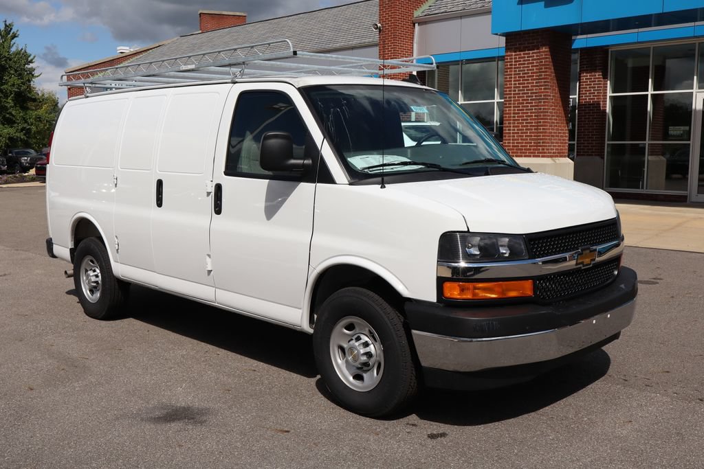 New 2025 Chevrolet Express 2500 w/ Driver Convenience Package RWD image 3