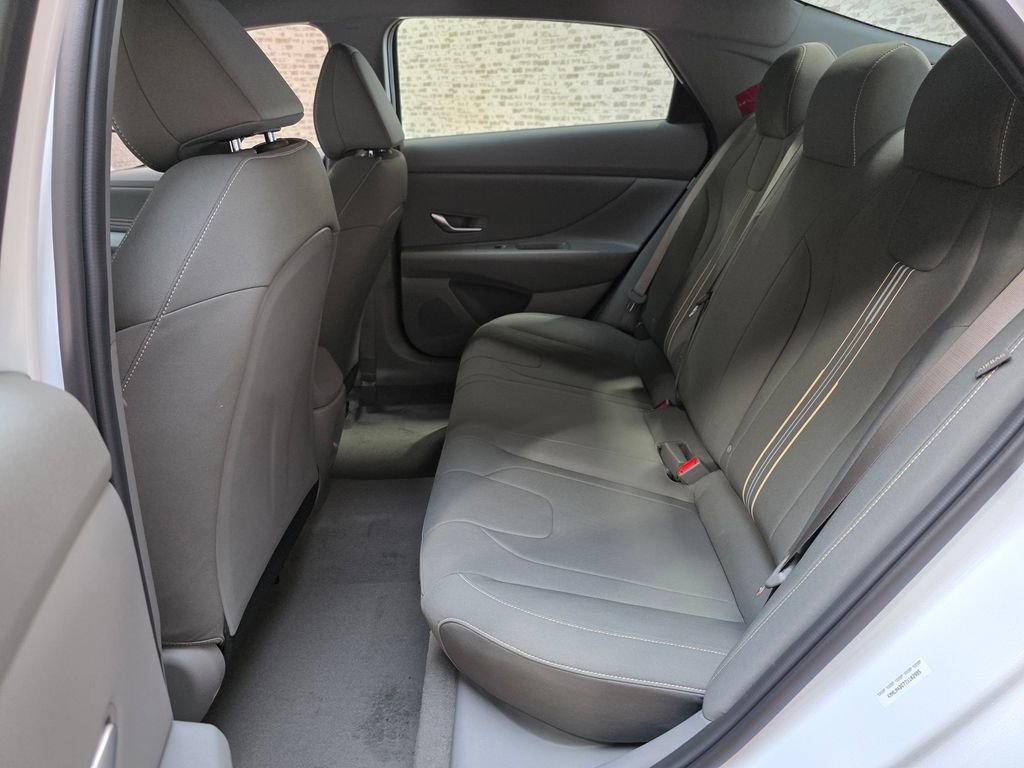 New 2026 Hyundai Elantra SEL Sport image 10