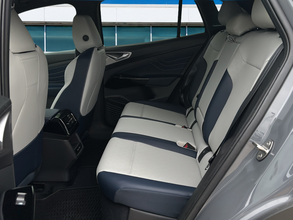 New 2026 Volkswagen ID.4 Pro S AWD/4WD image 15