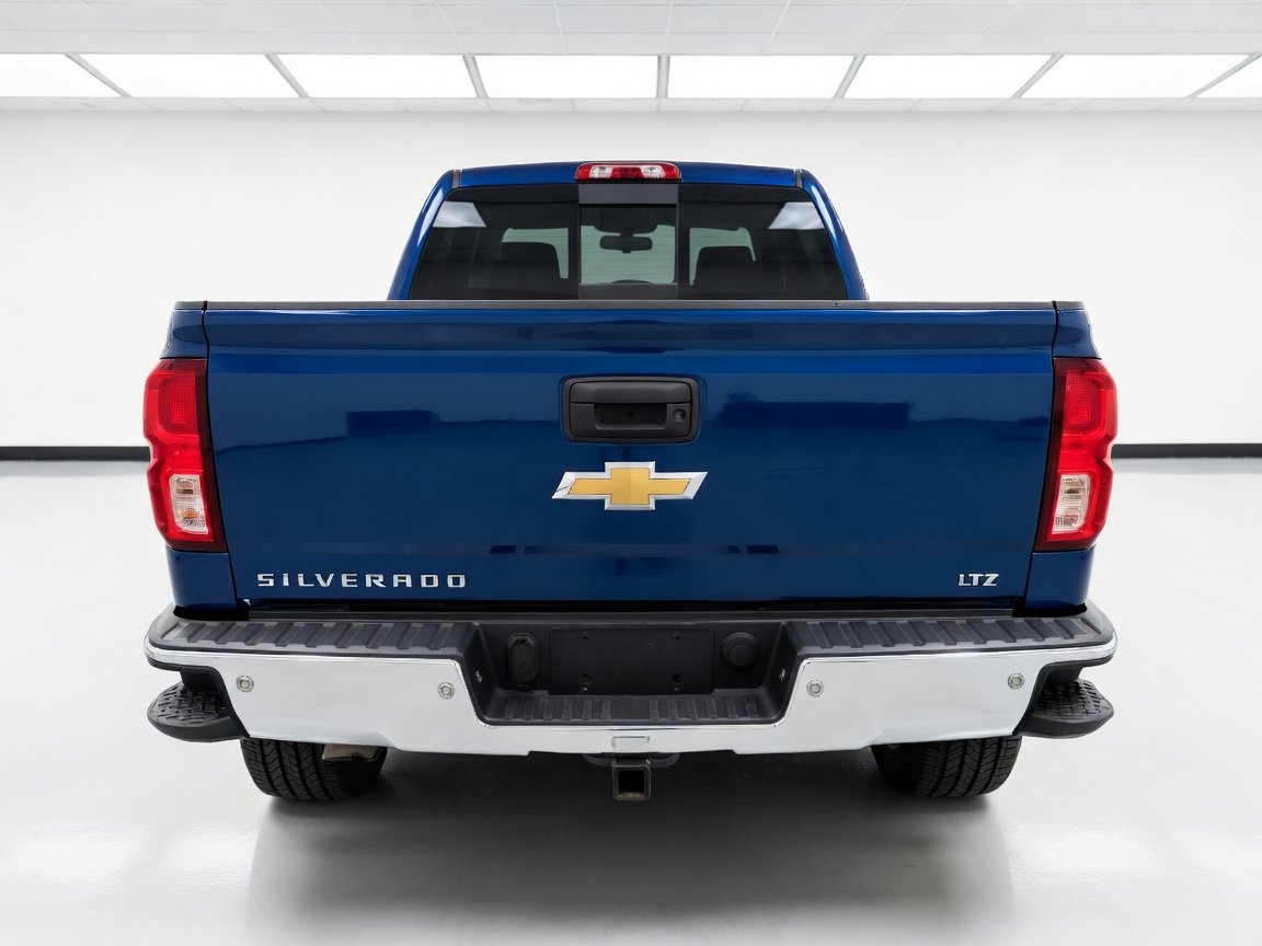 Used 2017 Chevrolet Silverado 1500 LTZ w/ Sport Package AWD/4WD image 5