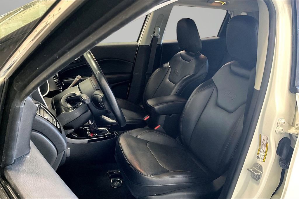 Used 2019 Jeep Compass Limited image 21