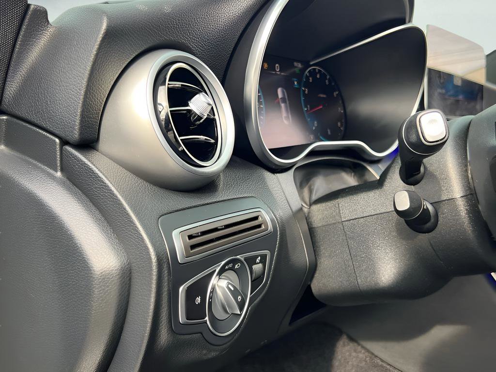 Used 2020 Mercedes-Benz C 300 Sedan image 47