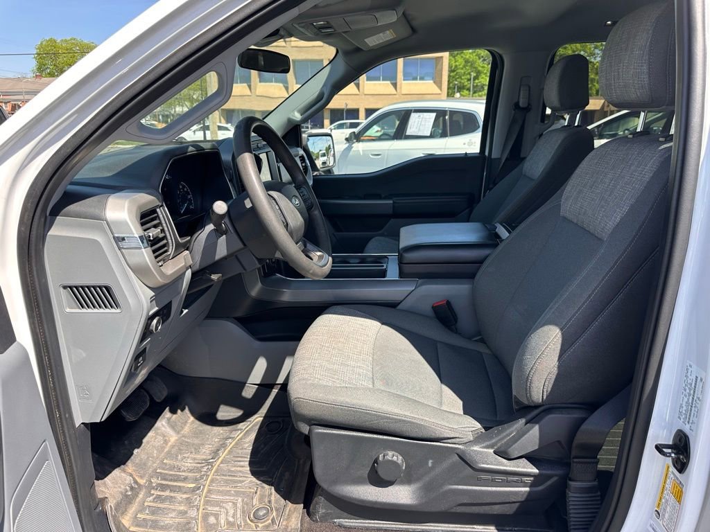 Used 2021 Ford F150 XLT w/ Trailer Tow Package RWD image 12