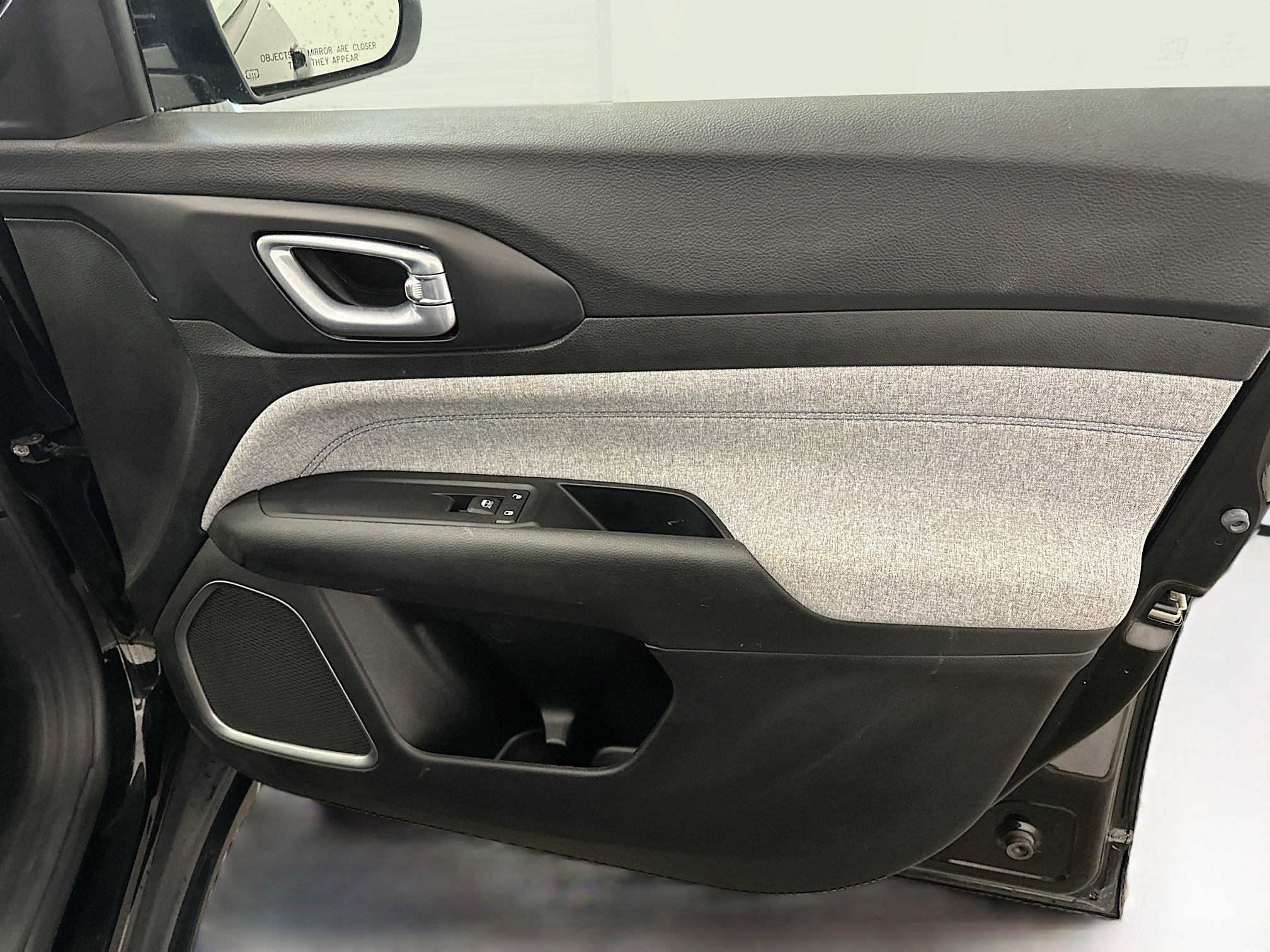 Used 2022 Jeep Compass Latitude w/ Convenience Group AWD/4WD image 33