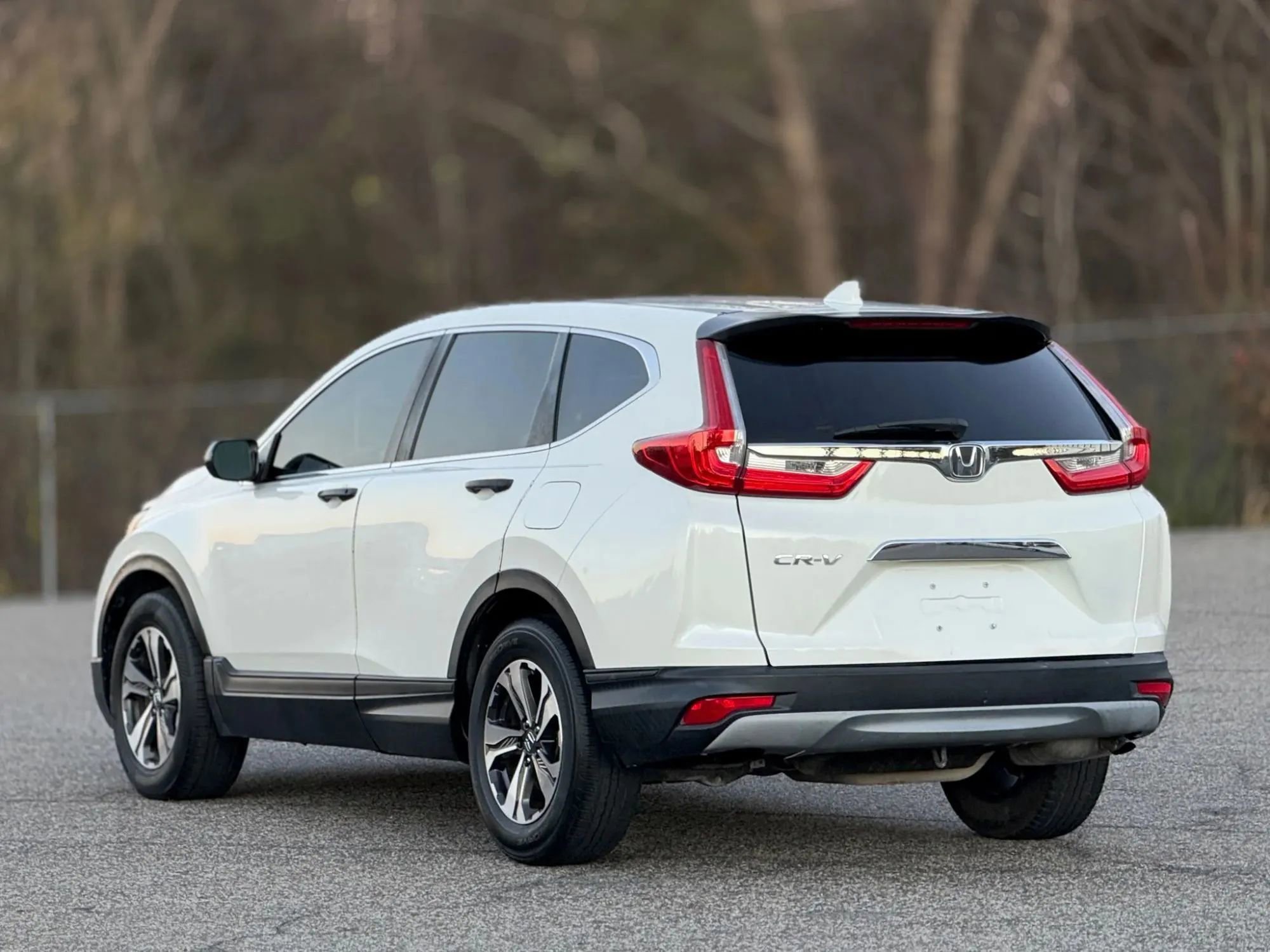 Used 2018 Honda CR-V LX image 10