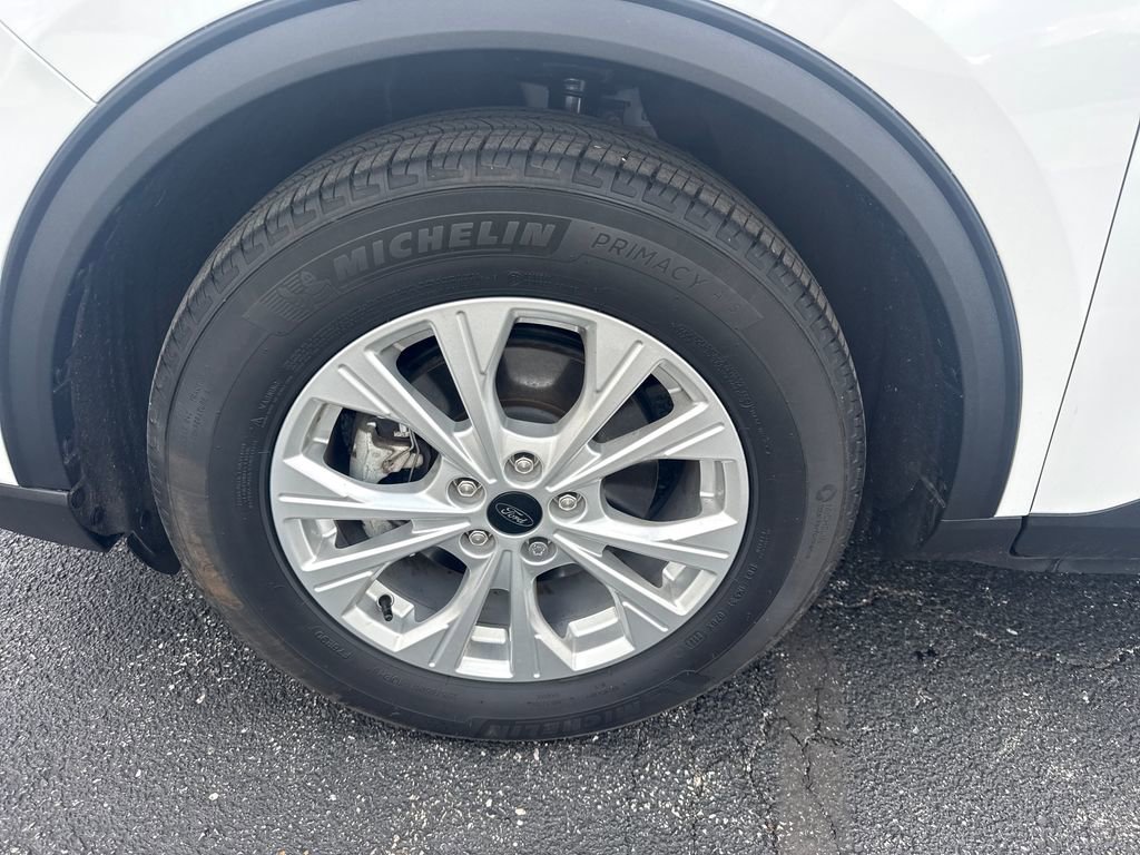 Used 2023 Ford Escape Active w/ Cold Weather Package image 17