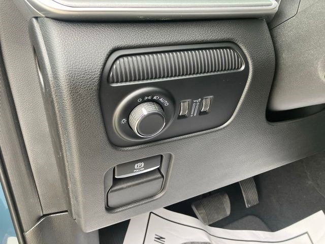 New 2026 Jeep Grand Wagoneer Limited AWD/4WD image 17