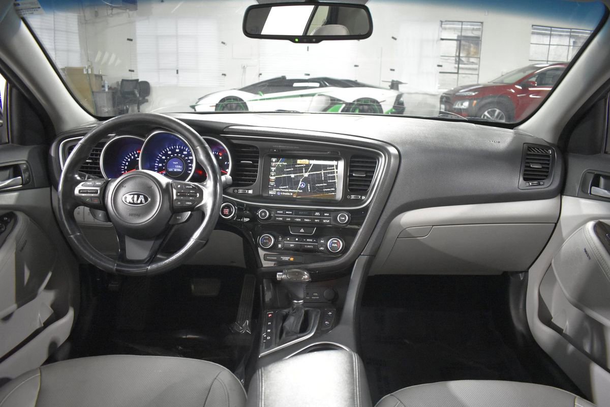 Used 2015 Kia Optima EX w/ EX Premium Package image 10