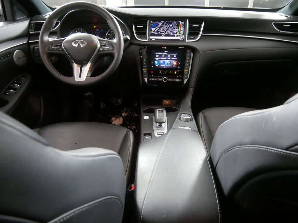 Certified 2025 INFINITI QX55 Essential image 21