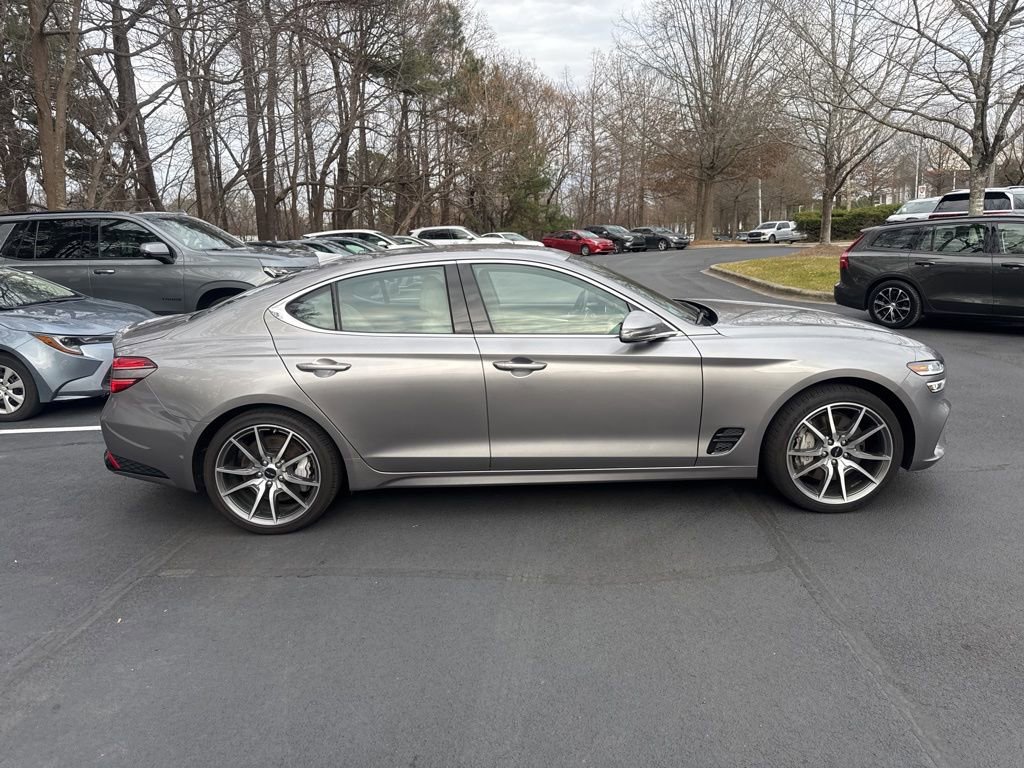Used 2024 Genesis G70 2.5T image 18