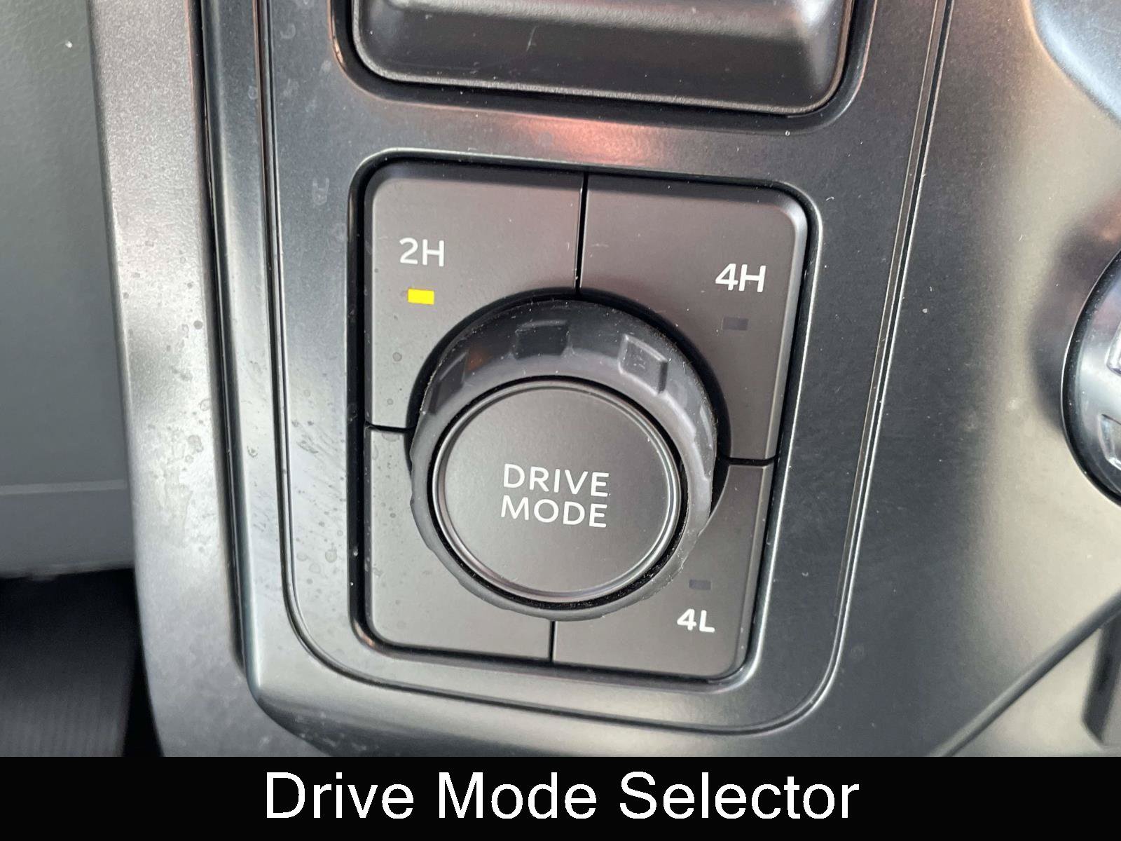 Used 2025 Ford F150 XLT w/ Equipment Group 301A Standard AWD/4WD image 20