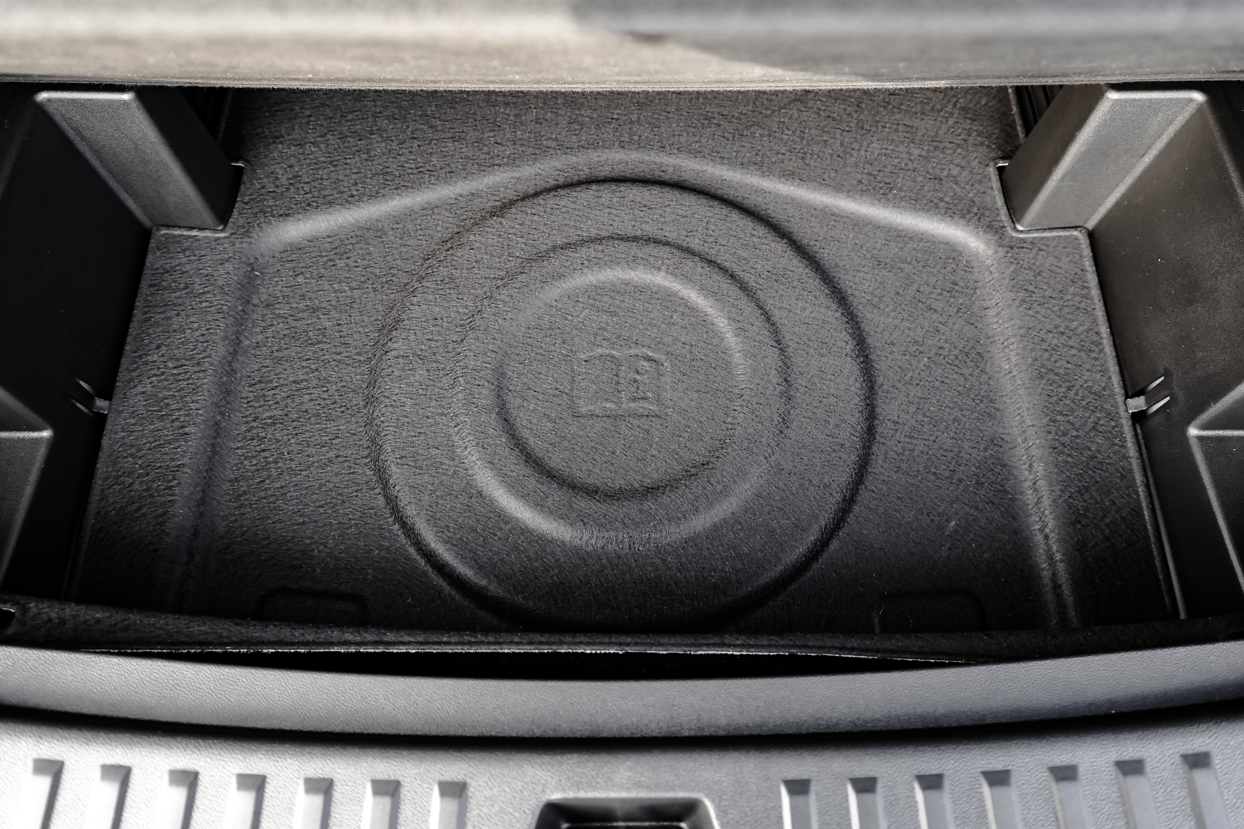 New 2026 GMC Terrain Elevation w/ LPO, Floor Liner Package image 8