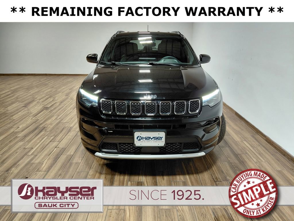 Used 2023 Jeep Compass Limited w/ Elite Group AWD/4WD image 3