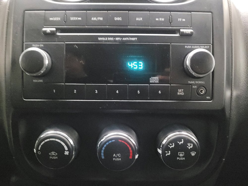 Used 2015 Jeep Compass Sport image 25