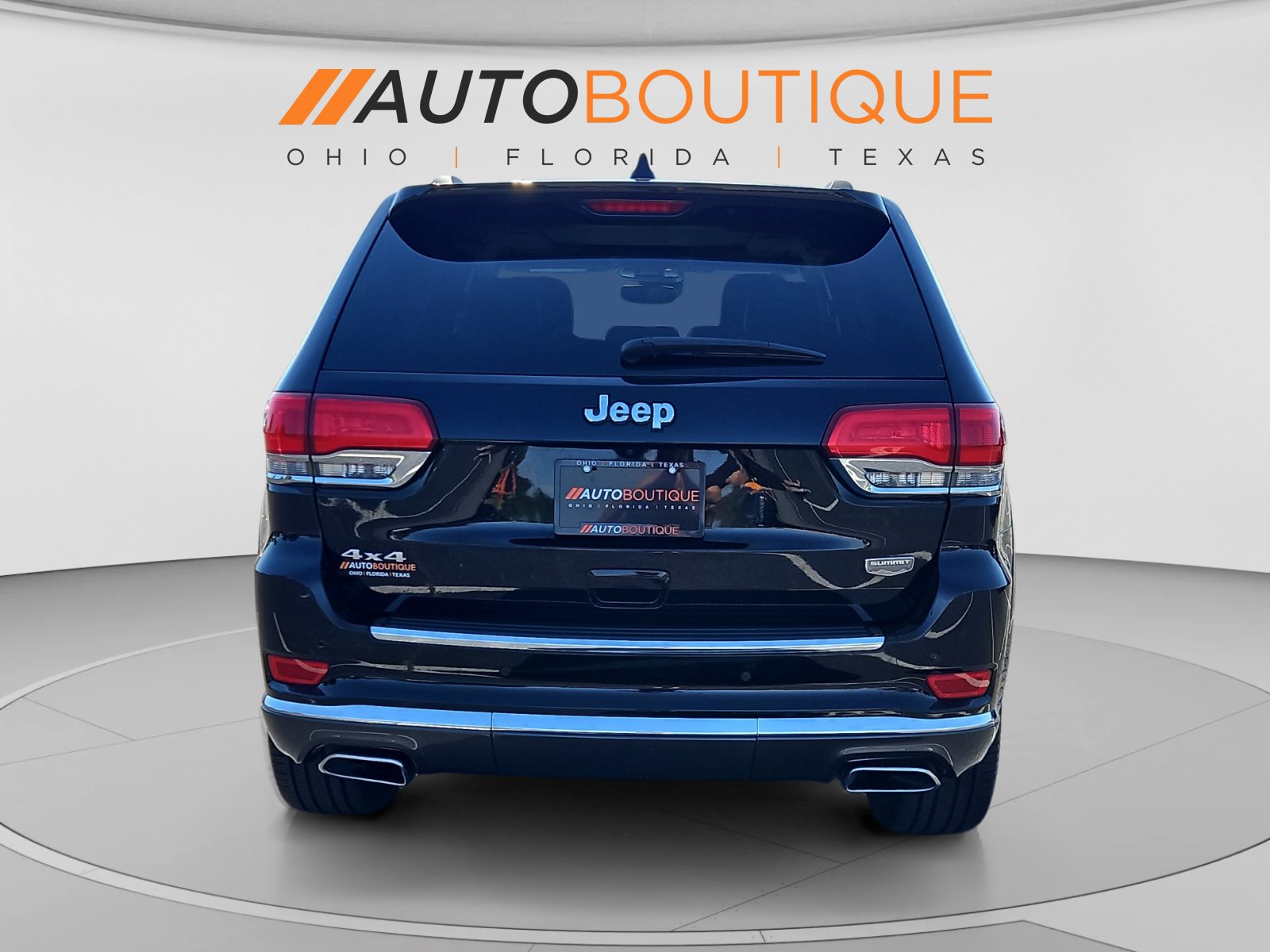 Used 2019 Jeep Grand Cherokee Summit AWD/4WD image 4