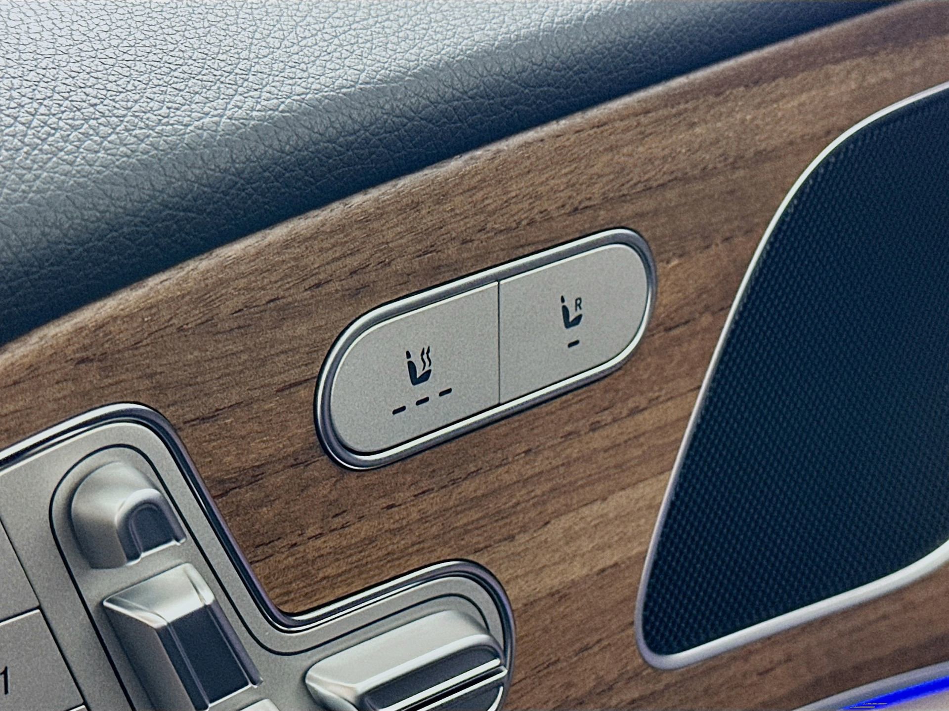 Certified 2025 Mercedes-Benz GLE 350 4MATIC image 21