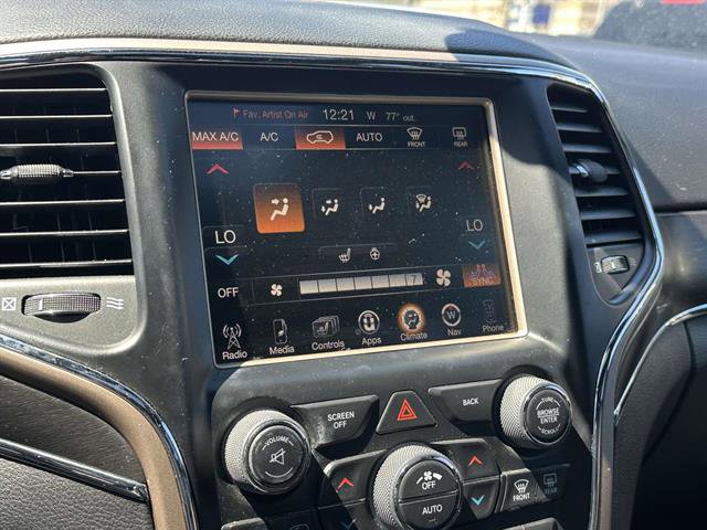 Used 2017 Jeep Grand Cherokee Limited AWD/4WD image 22