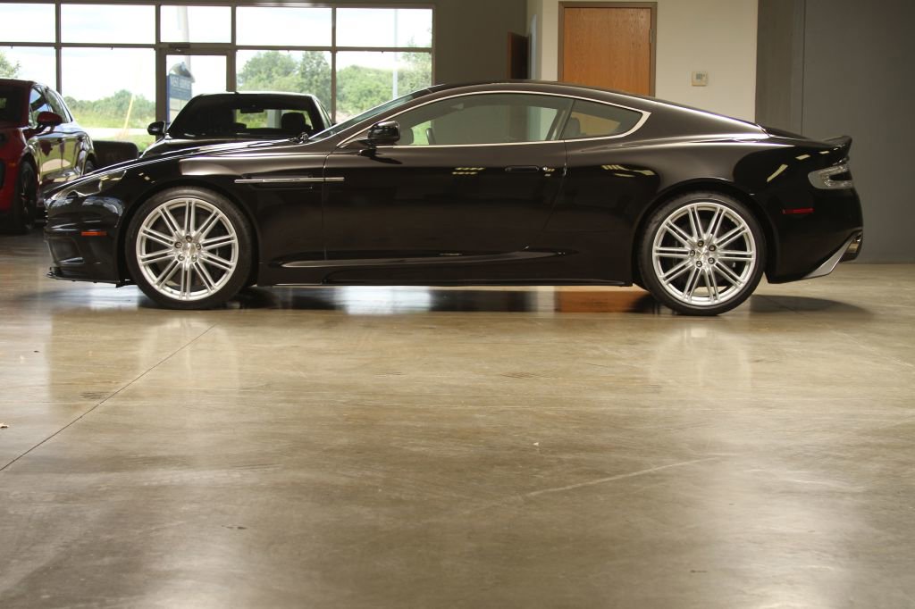 Used 2009 Aston Martin DBS Coupe RWD image 42